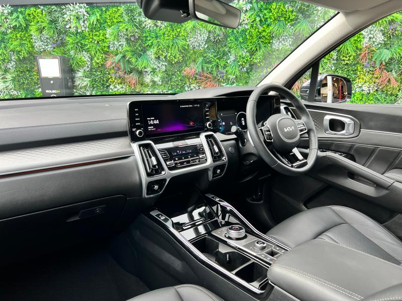 Used Kia Sorento 2023 for sale - 76400254: Photo 3