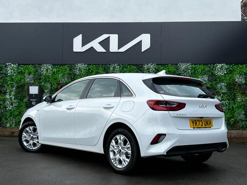 Used Kia Ceed 2023 for sale - 76400208: Photo 2