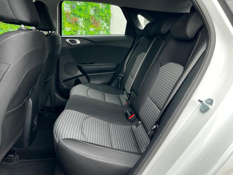 Used Kia Ceed 2023 for sale - 76400208: Photo 4