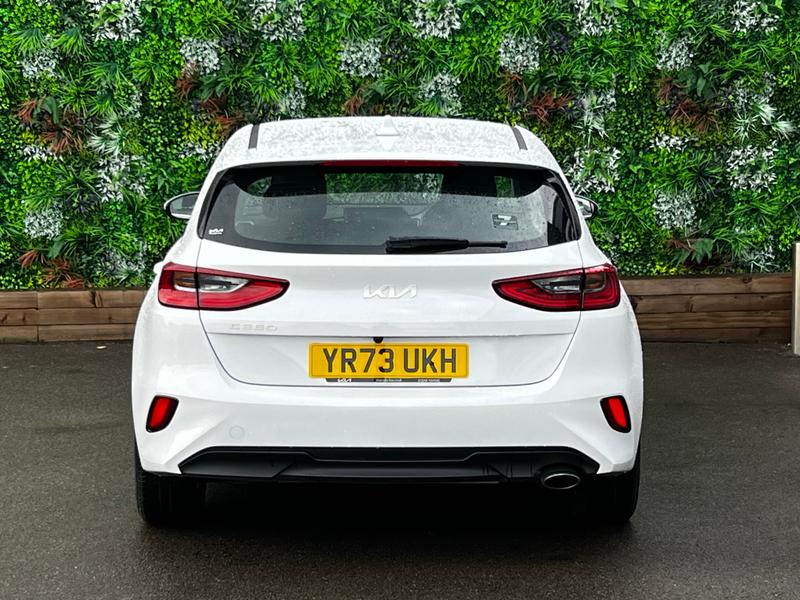 Used Kia Ceed 2023 for sale - 76400208: Photo 9