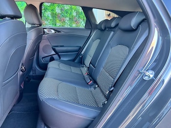 Used Kia Ceed 2025 for sale - 77192977: Photo