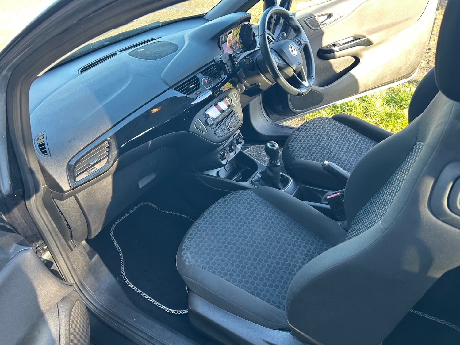 Used Vauxhall Corsa 2015 for sale - 77296868: Photo 13