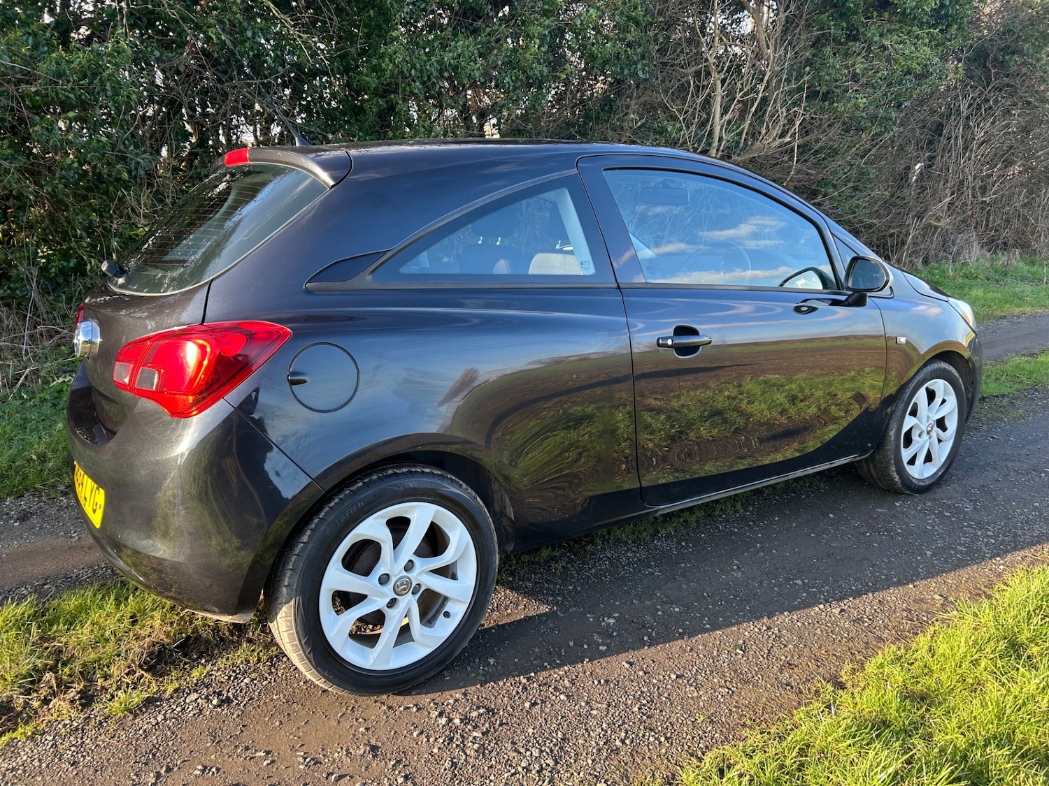 Used Vauxhall Corsa 2015 for sale - 77296868: Photo 9