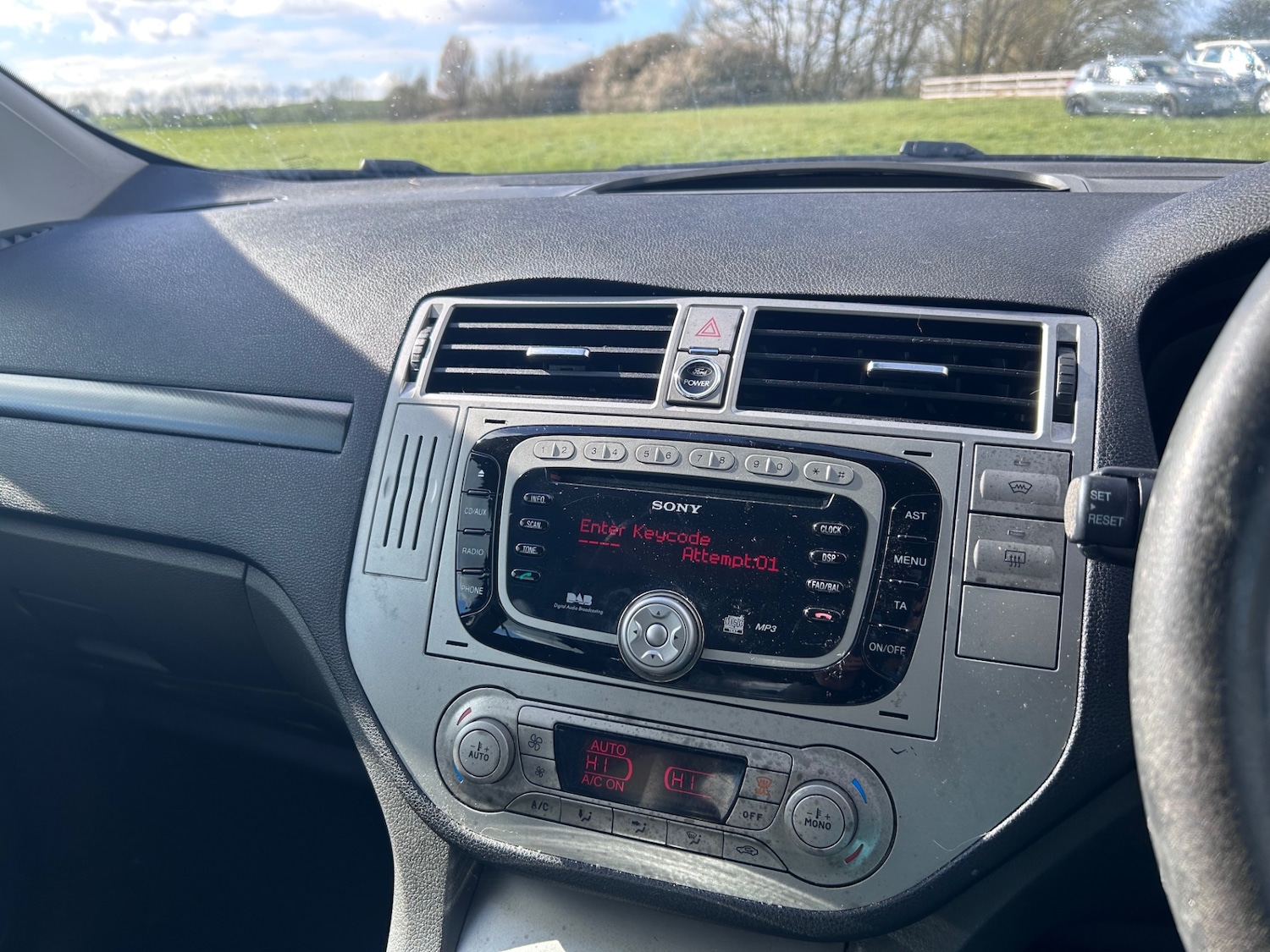 Used Ford Kuga 2010 for sale - 77729644: Photo 17