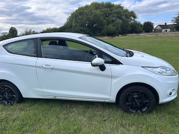 Used Ford Fiesta 2012 for sale - 79766098: Photo
