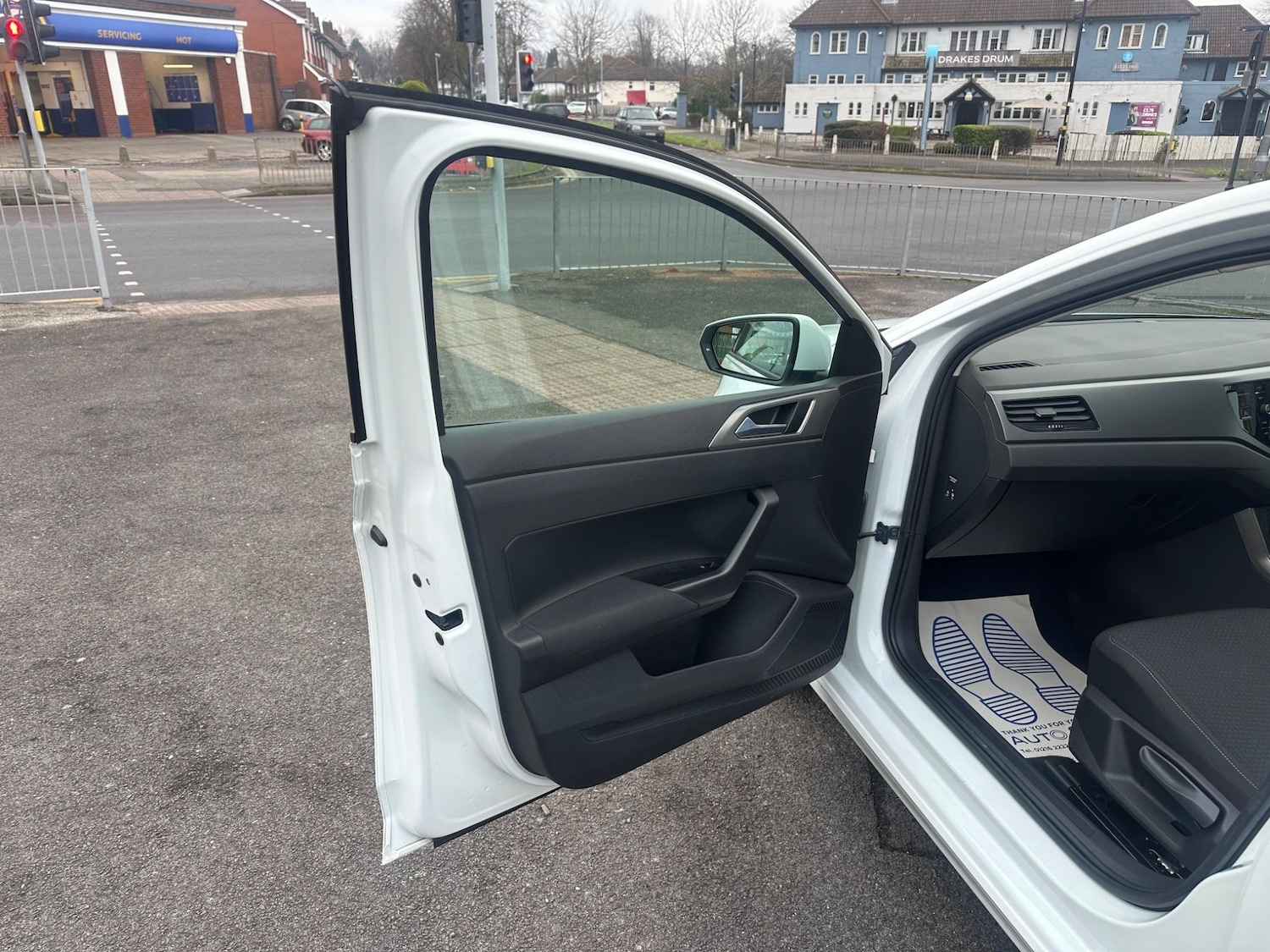 Vehicle 29