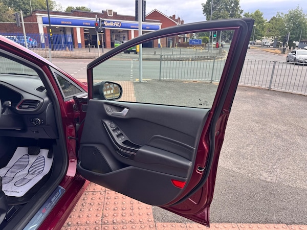 Used Ford Fiesta 2022 for sale - 76095205: Photo 24