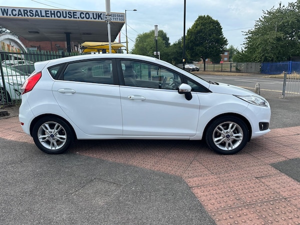 Used Ford Fiesta 2016 for sale - 75115046: Photo 3