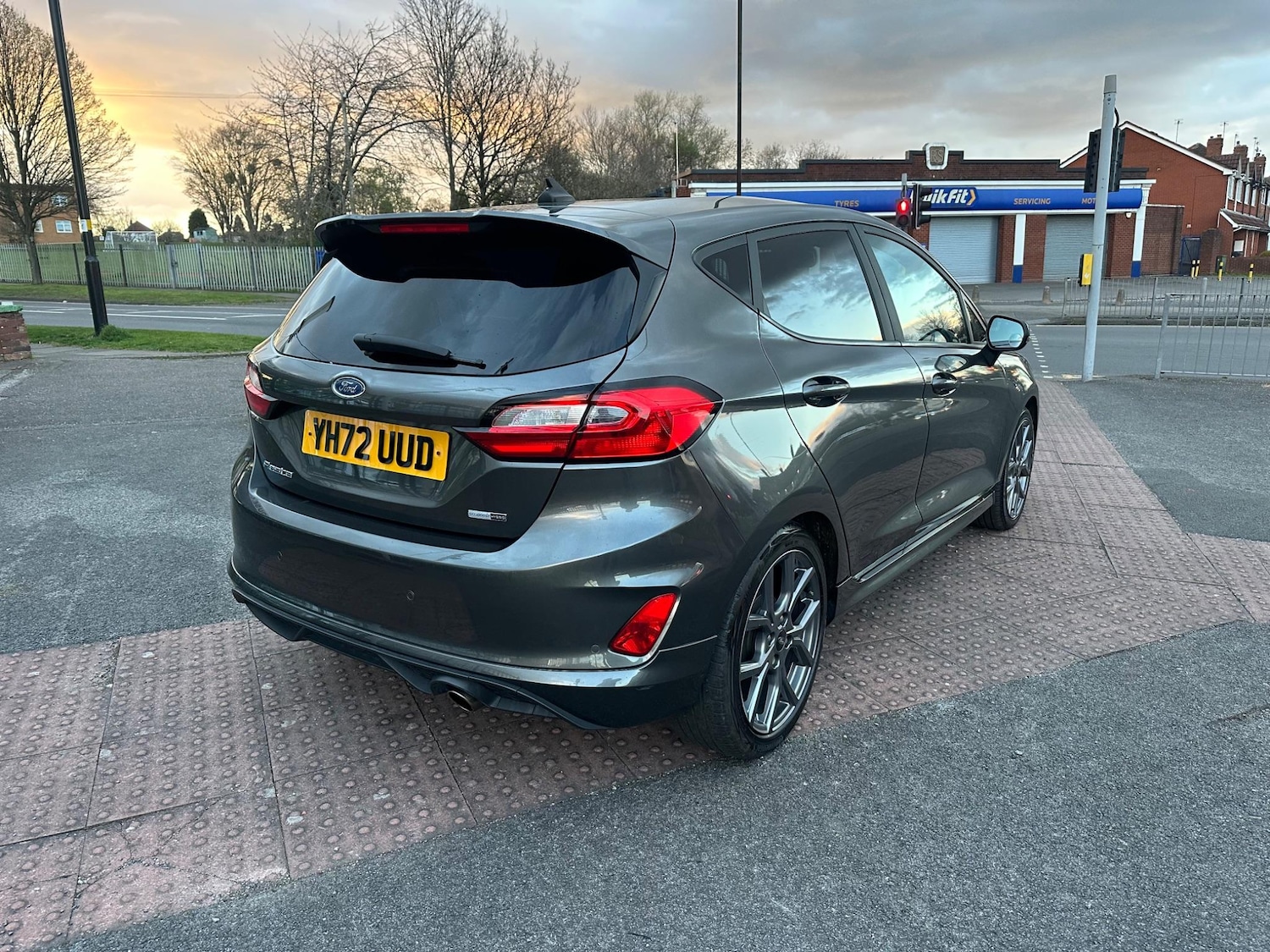 Vehicle 21