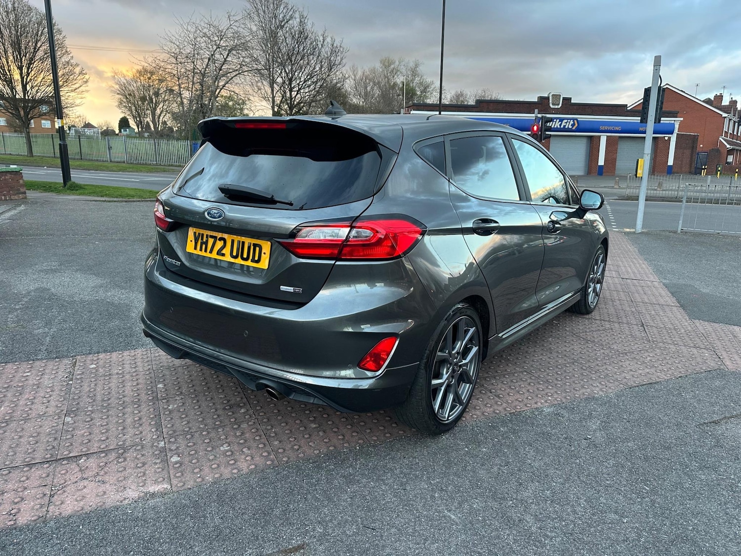 Vehicle 5