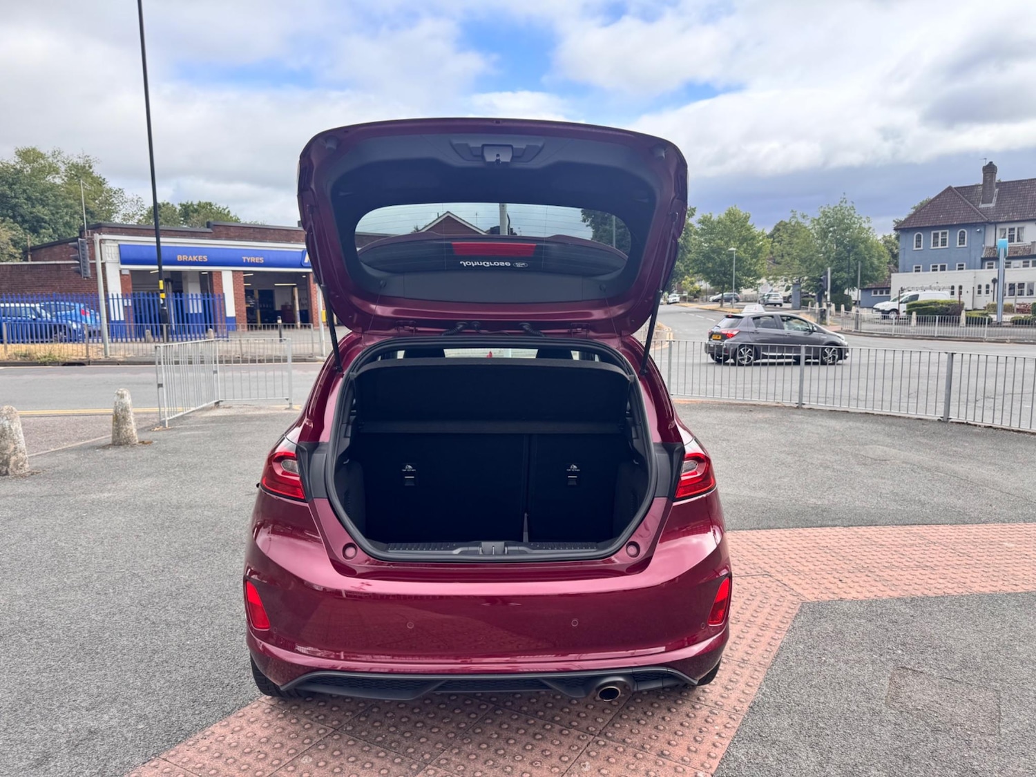Vehicle 21
