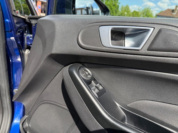 Used Ford Fiesta 2017 for sale - 74631338: Photo 22