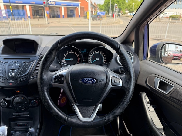 Used Ford Fiesta 2017 for sale - 74631338: Photo 25