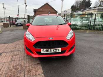 2013 (63) - 1.25 82 Zetec 5dr