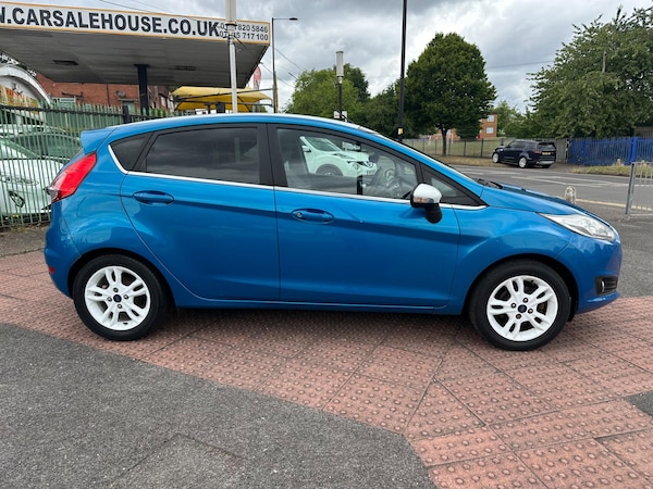 Used Ford Fiesta 2016 for sale - 75033703: Photo 3