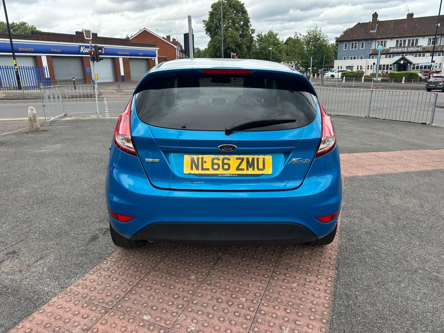 Vehicle 6