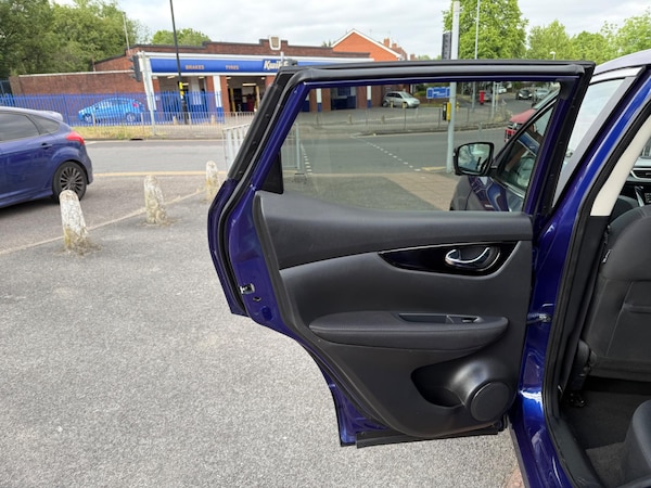 Used Nissan Qashqai 2015 for sale - 76136681: Photo 27