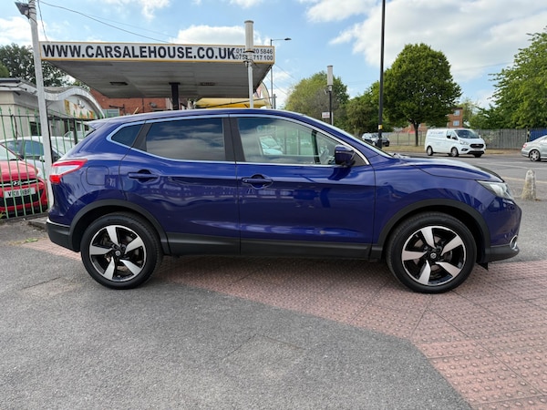 Used Nissan Qashqai 2015 for sale - 76136681: Photo 3