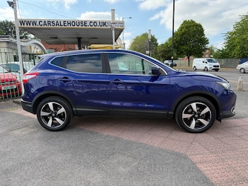Used Nissan Qashqai 2015 for sale - 76136681: Photo 3