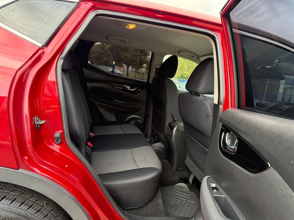 Used Nissan Qashqai 2015 for sale - 76179301: Photo 23