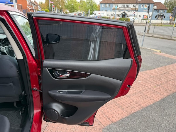 Used Nissan Qashqai 2015 for sale - 76179301: Photo 24
