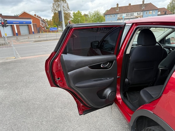 Used Nissan Qashqai 2015 for sale - 76179301: Photo 27