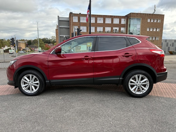 Used Nissan Qashqai 2015 for sale - 76179301: Photo 8