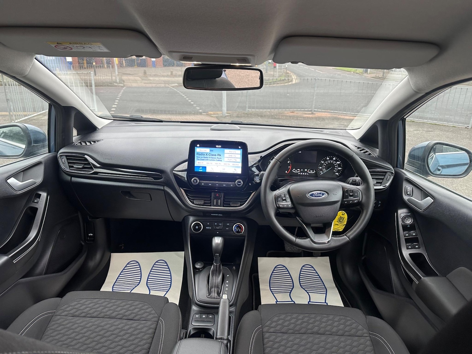 Vehicle 33