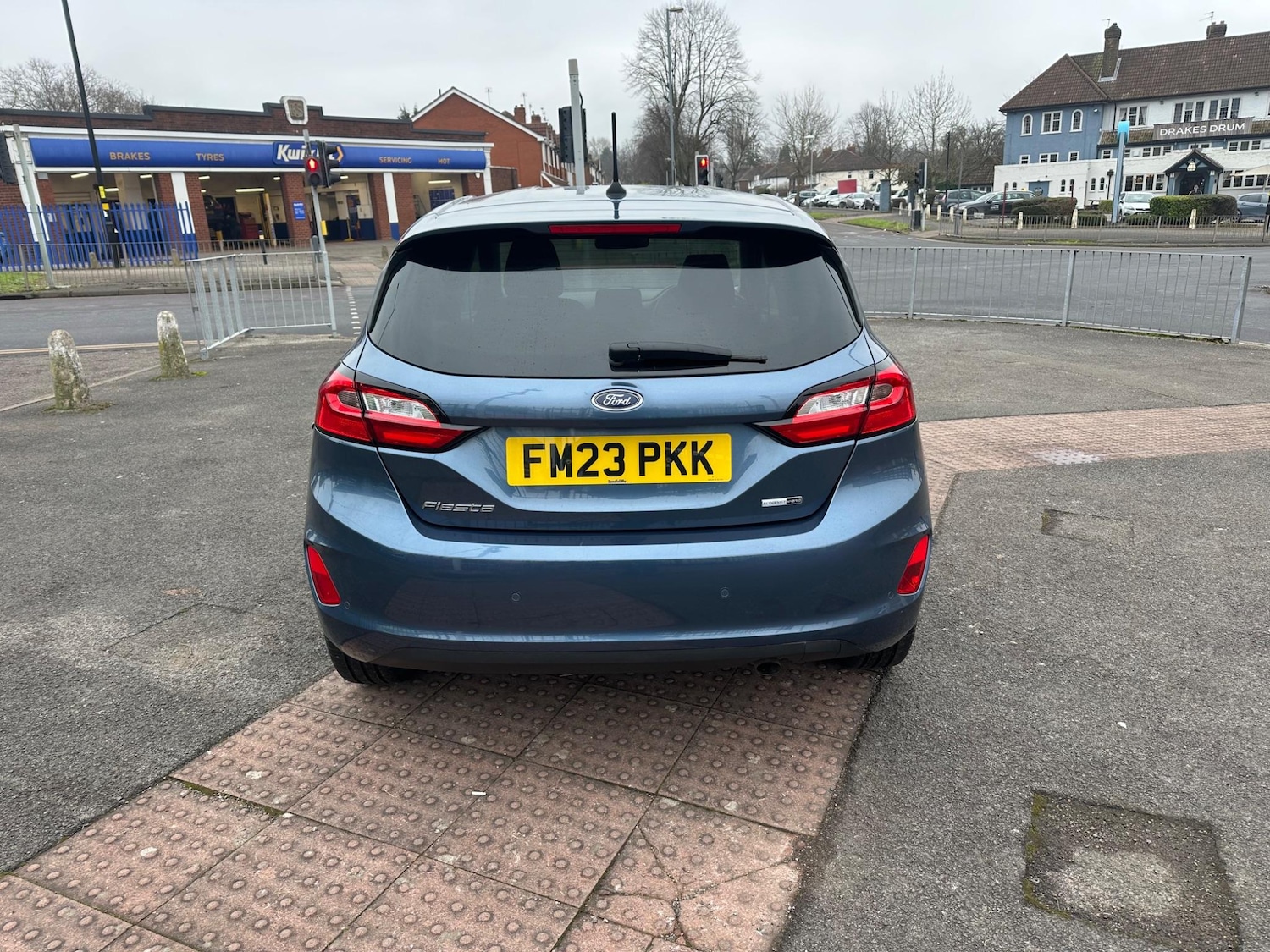 Vehicle 6