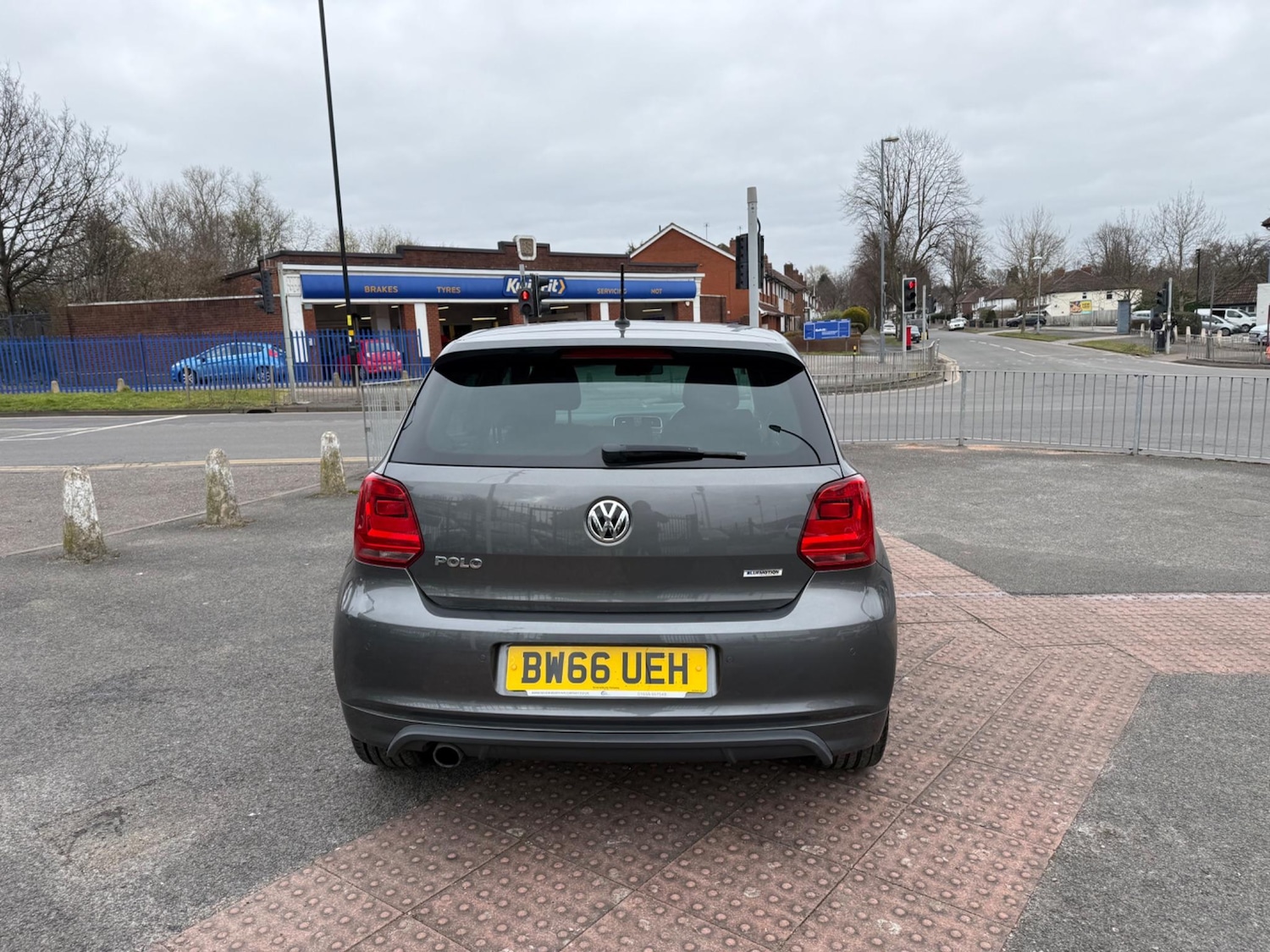 Vehicle 5