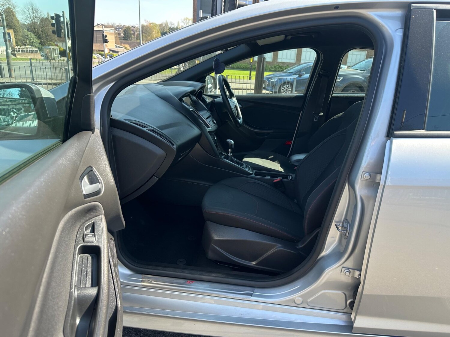 Vehicle 28