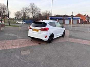 Used Ford Fiesta 2018 for sale - 74653965: Photo