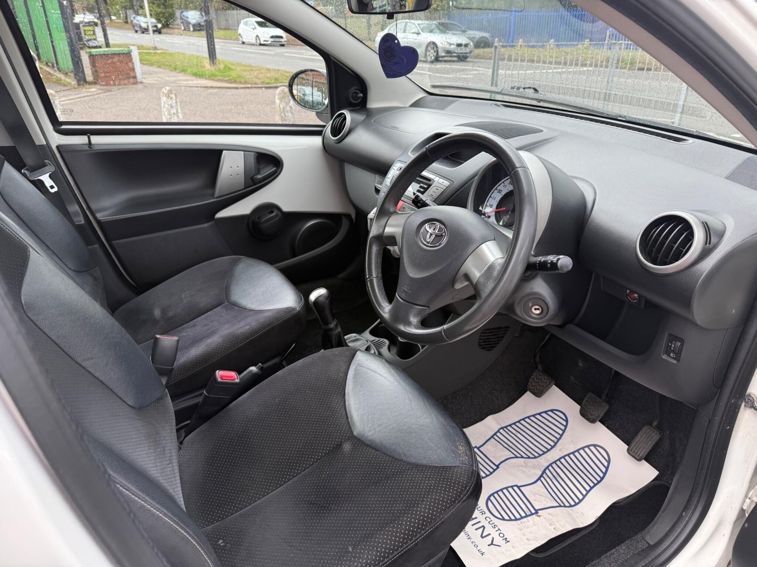 Vehicle 21