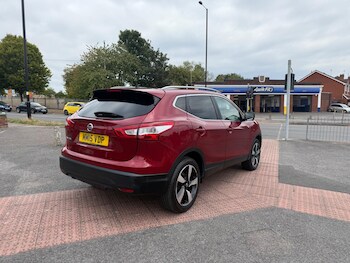 Used Nissan Qashqai 2015 for sale - 75669958: Photo