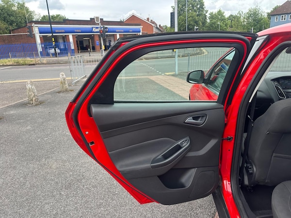 Used Ford Focus 2015 for sale - 75033743: Photo 26