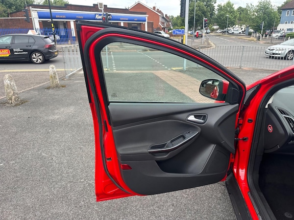 Used Ford Focus 2015 for sale - 75033743: Photo 30