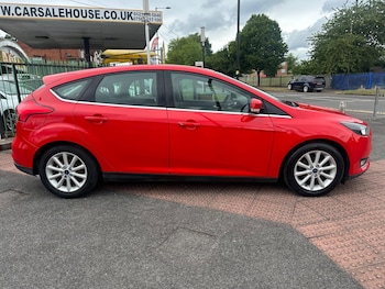 Used Ford Focus 2015 for sale - 75033743: Photo