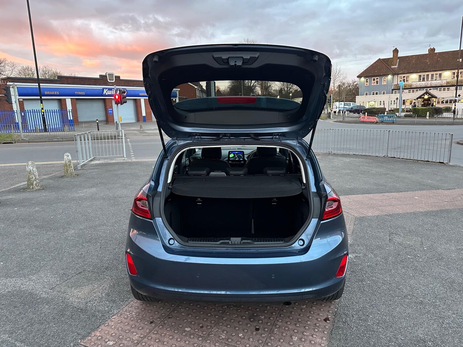 Vehicle 25
