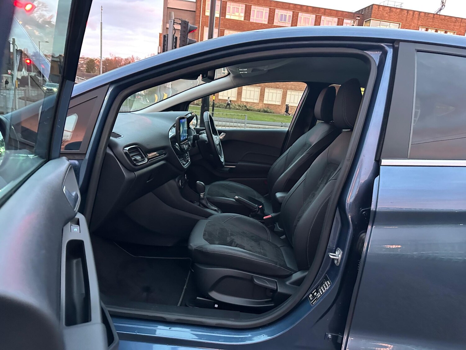 Vehicle 29