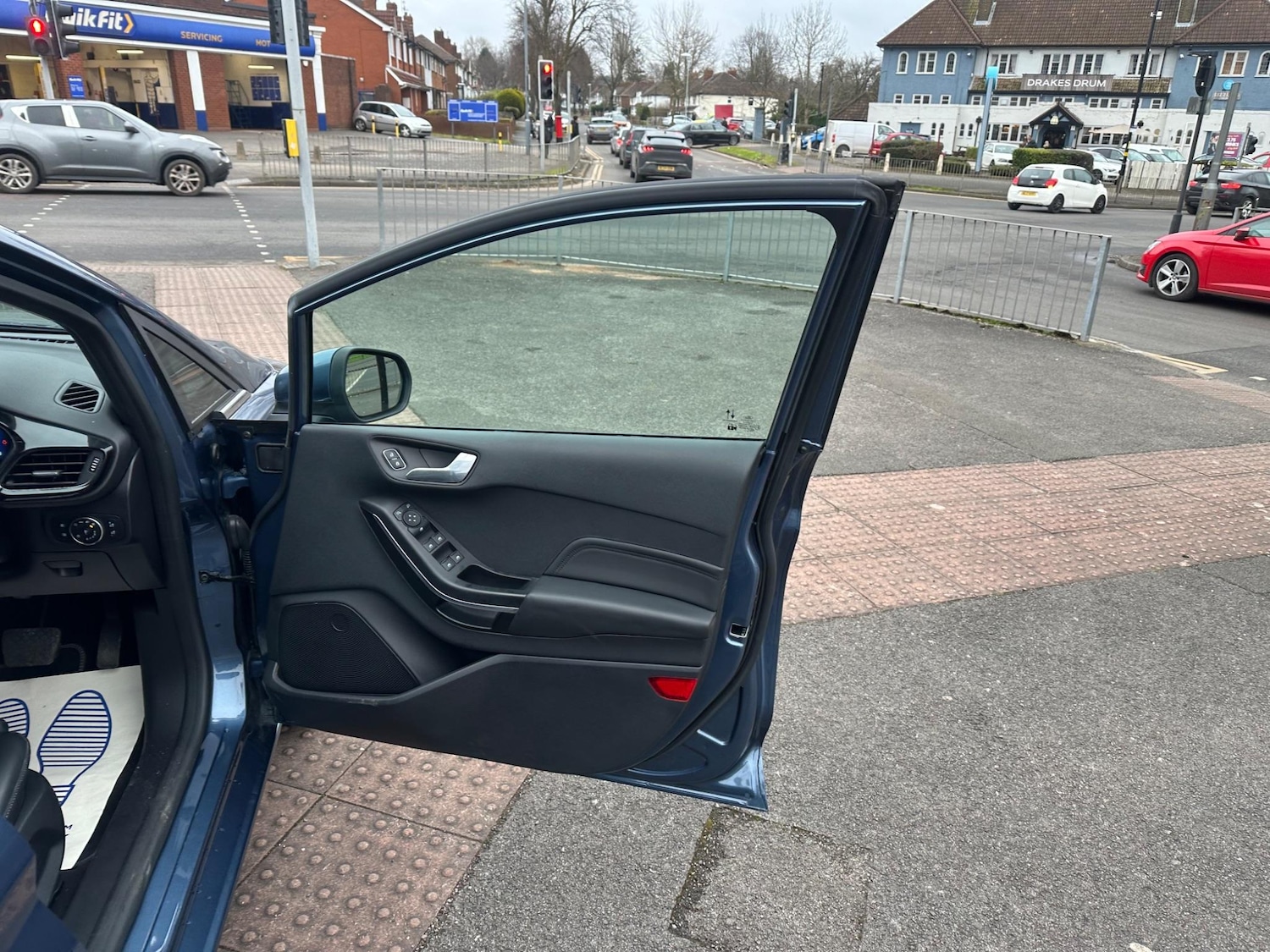 Vehicle 21