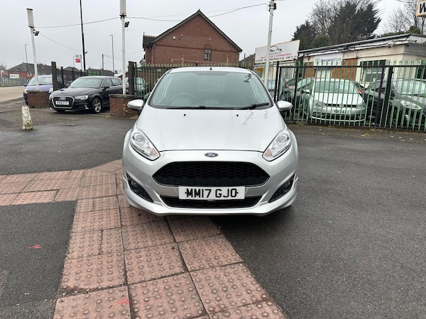 Used Ford Fiesta 2017 for sale - 74654055: Photo 1