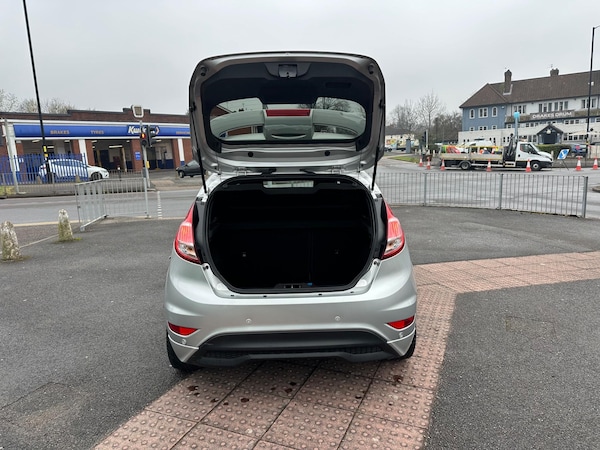 Used Ford Fiesta 2017 for sale - 74654055: Photo 24
