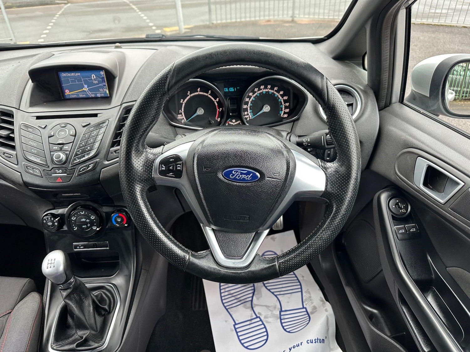 Vehicle 29