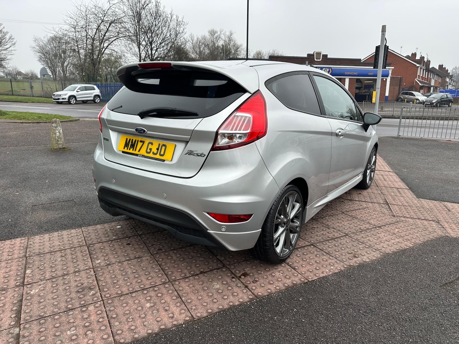 Vehicle 5