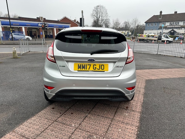 Used Ford Fiesta 2017 for sale - 74654055: Photo 6