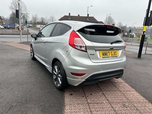 Used Ford Fiesta 2017 for sale - 74654055: Photo 7