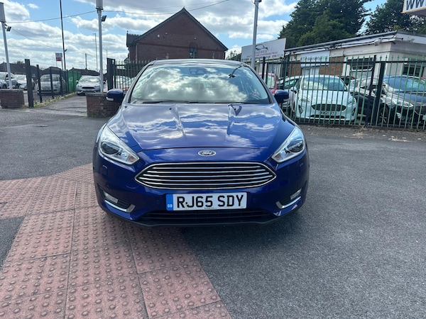 Used Ford Focus 2015 for sale - 74861378: Photo 1