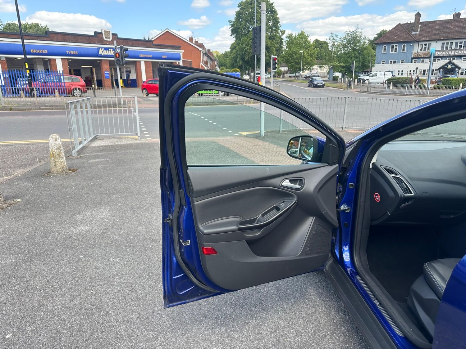 Vehicle 29
