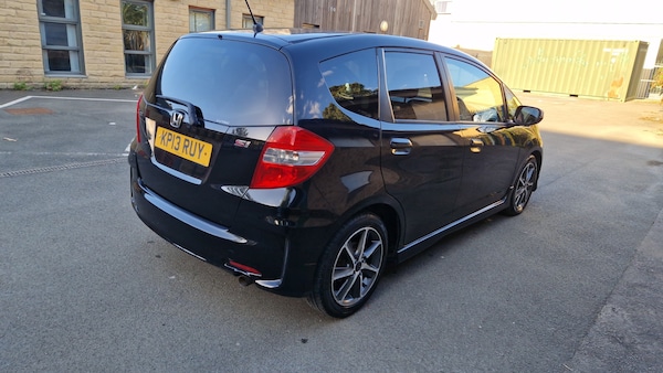 Used Honda Jazz 2013 for sale - 76068024: Photo 9