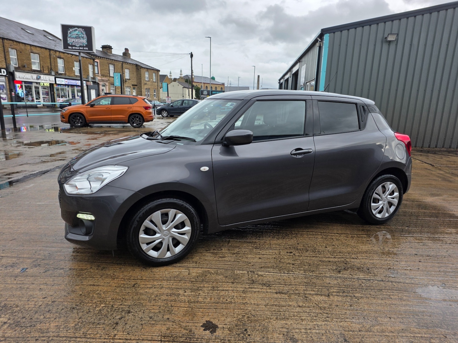 Used Suzuki Swift 2020 for sale - 76882003: Photo 10